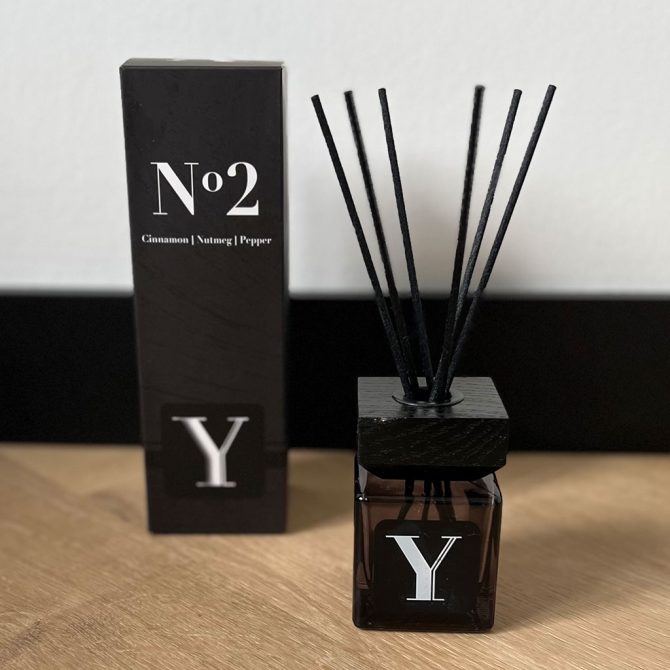 Label Y No 2: Cinnamon | Nutmeg | Pepper